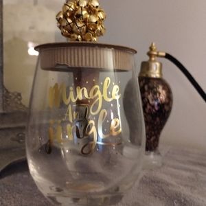 MINGLE AND JINGLE